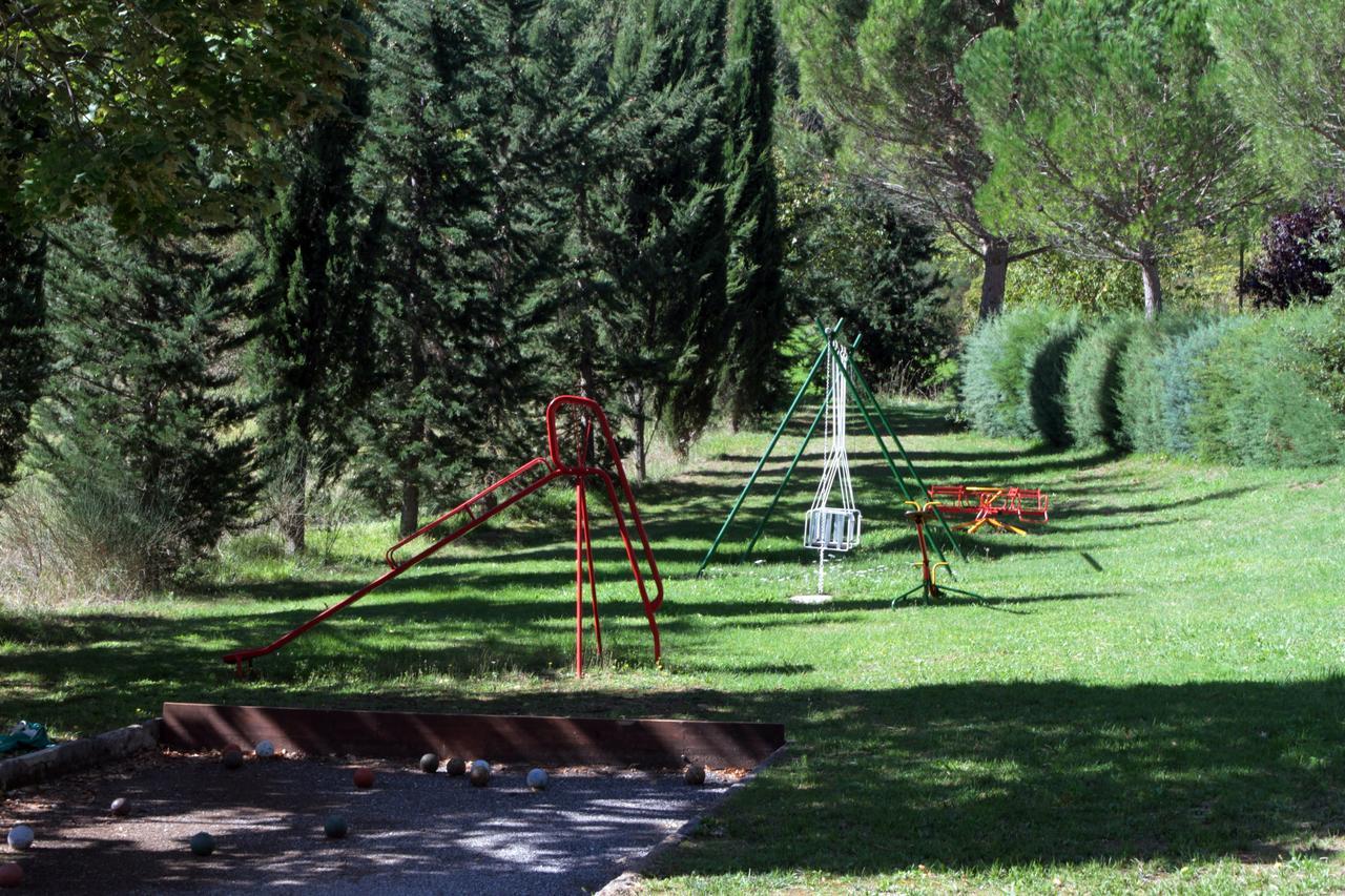 Agriturismo Villa Mozart Nel Verde Gubbio Exterior photo