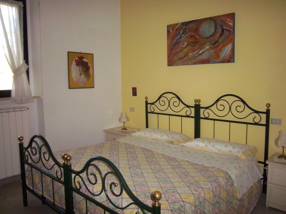 Agriturismo Villa Mozart Nel Verde Gubbio Exterior photo